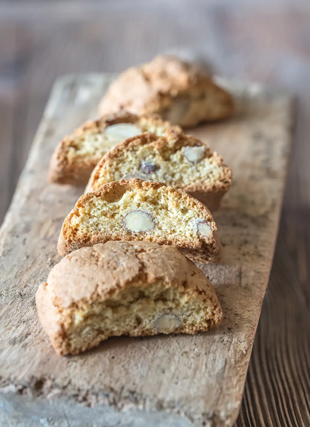 cantuccini su legno
