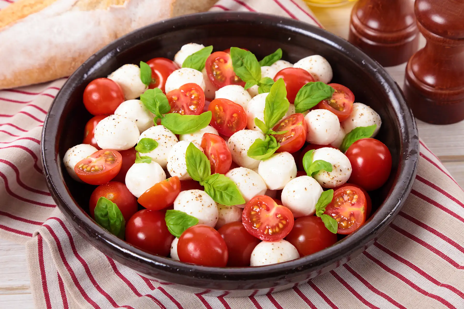 caprese con mozzarella