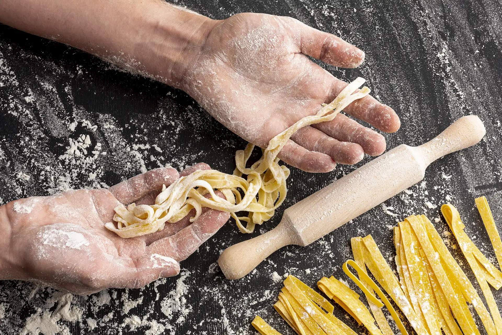 Pasta fatta a mano con ingredienti genuini del Sud Italia